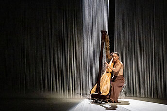 Harpe et danse - Cie Sarah Vaumourin 
