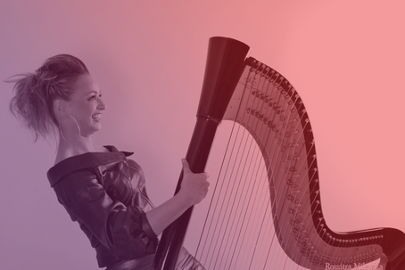 Rossitza Milevska à la harpe
