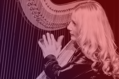 Evelyn Huber à la harpe
