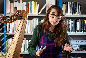 Harpe et conte - Livia Pheobé