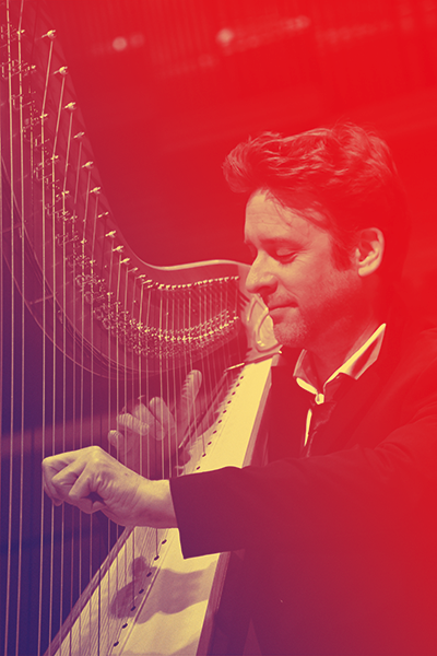 Sylvain Blassel à la harpe