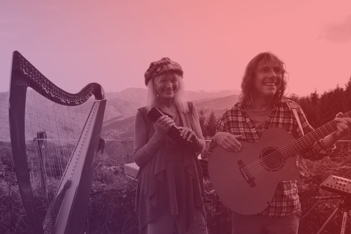 Christine et Thierry Lutz à la harpe et à la guitare